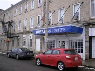 Royal Inn And Suites At Гуэлф Экстерьер фото